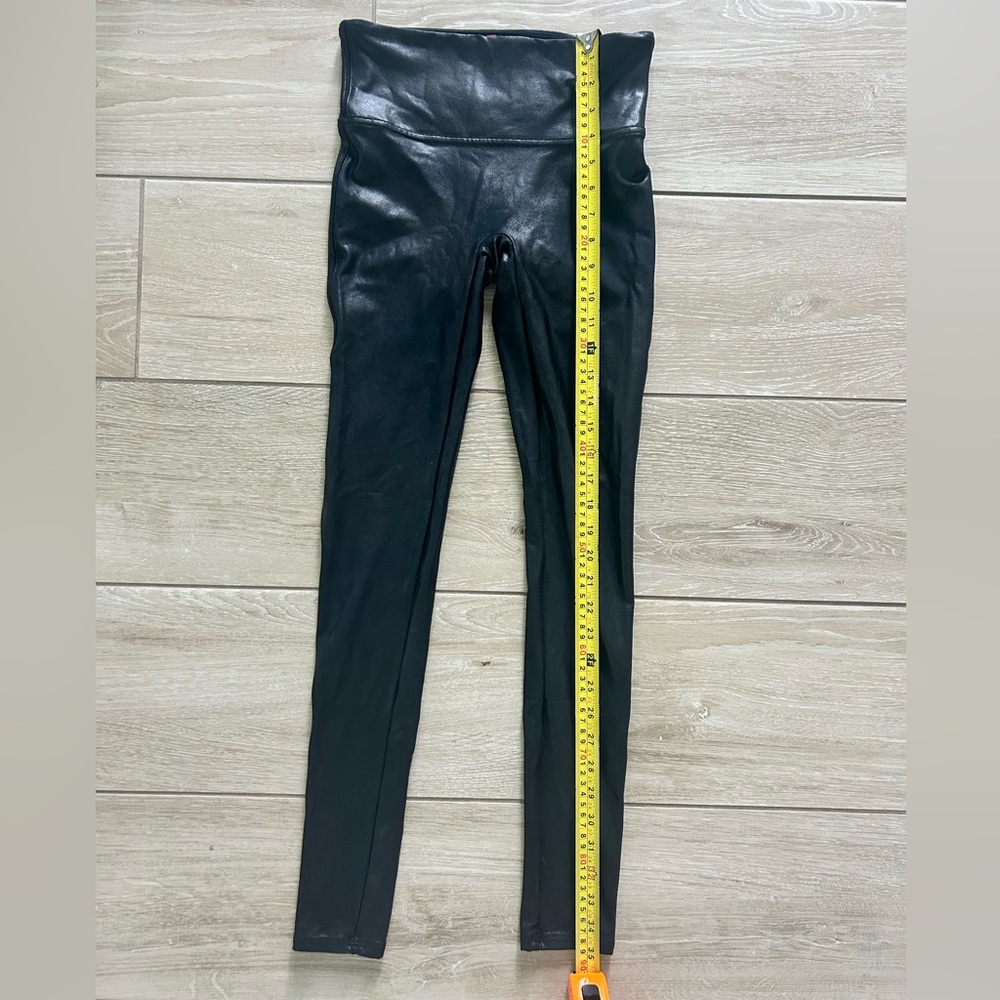 SPANX Black High-Waist Shaping Leggings - Small - EUC